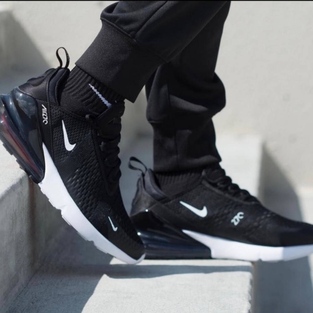Nike Air Maxx 270 Black/Anthracite White BRAND NEW Mens size 10.5